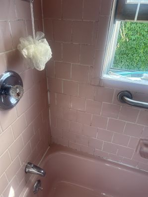 Tile & Grout Cleaning in Lynn, MA (1)